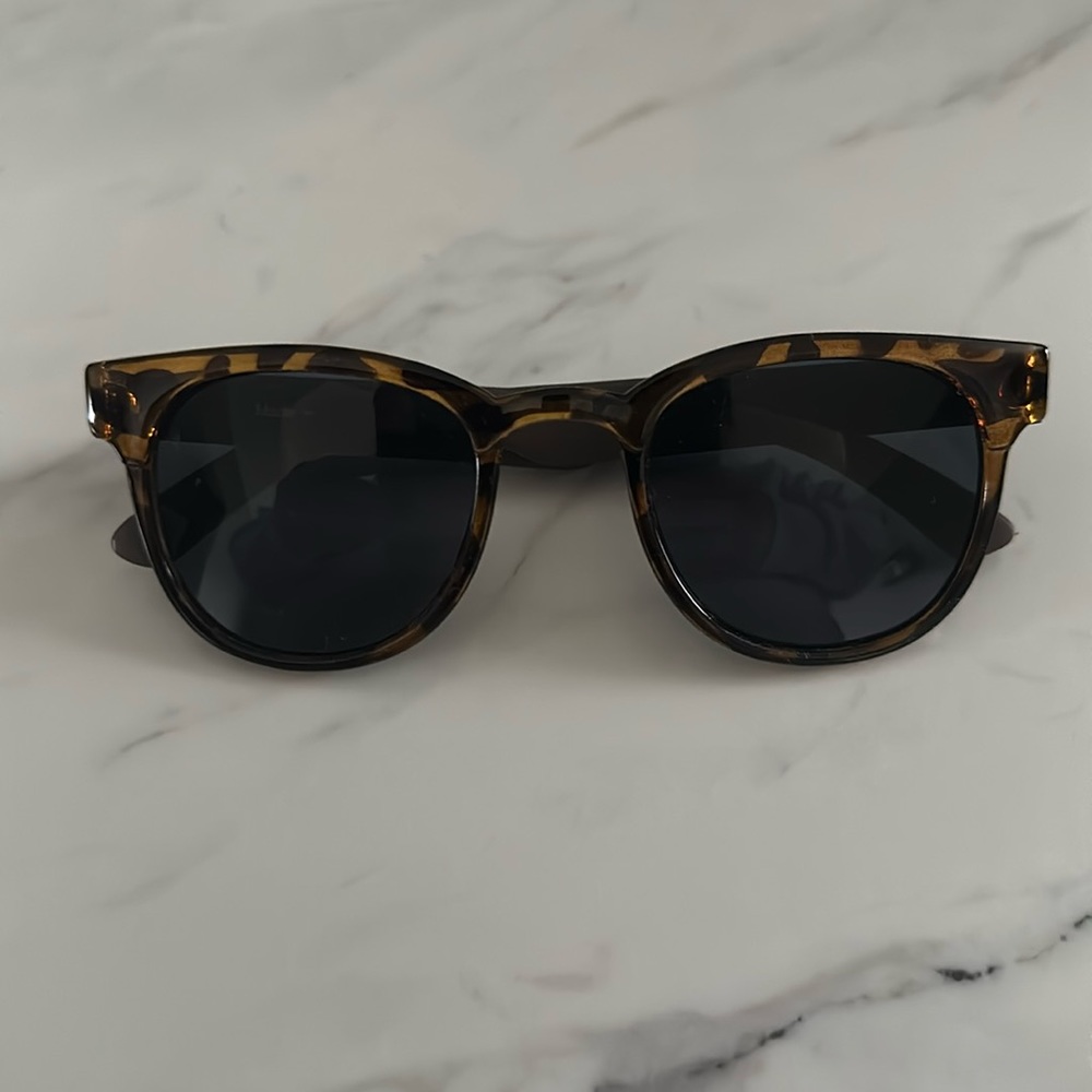 Toddler sunglasses